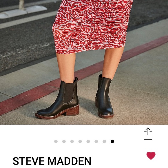 Steve Madden Laurely Chelsea Boots - Picture 10 of 10